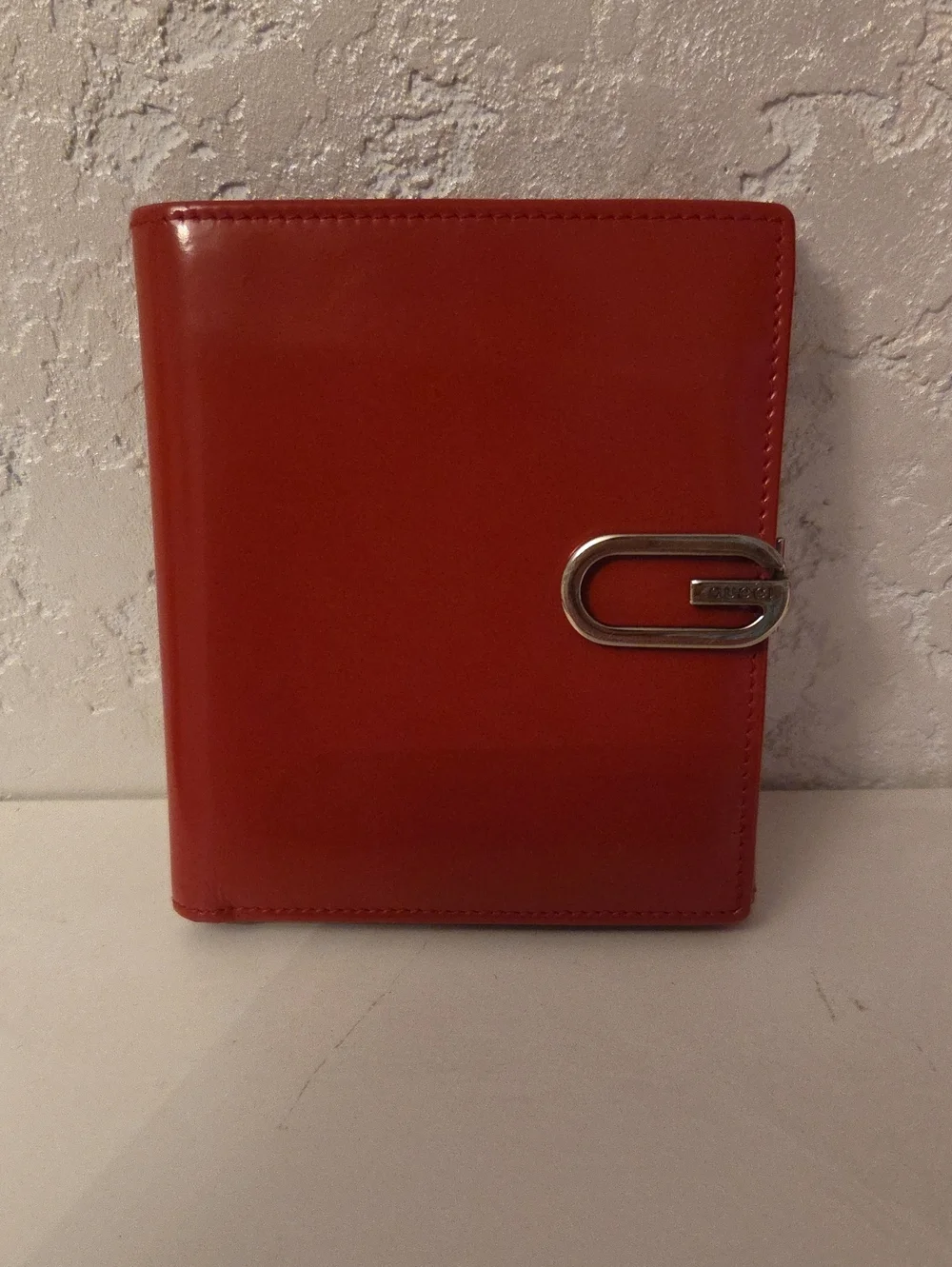 LOW START Gucci Red Patent Cardholder Wallet - Picture 1 of 12